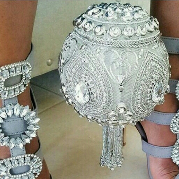 New Crystal Handbag (DELETING LAST CHANCE) - Picture 4 of 8